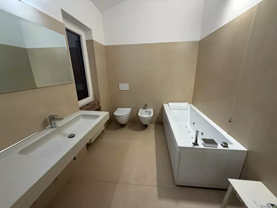 Immagine 19 di Villa in affitto  in VAI MASSIMO D'AZEGLIO a Vicenza