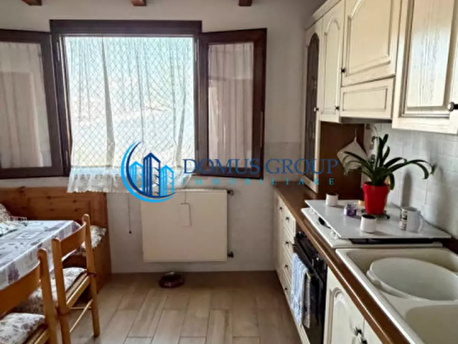 Immagine 17 di Appartamento in vendita  in Via Vittoriano Cavarra a Roma