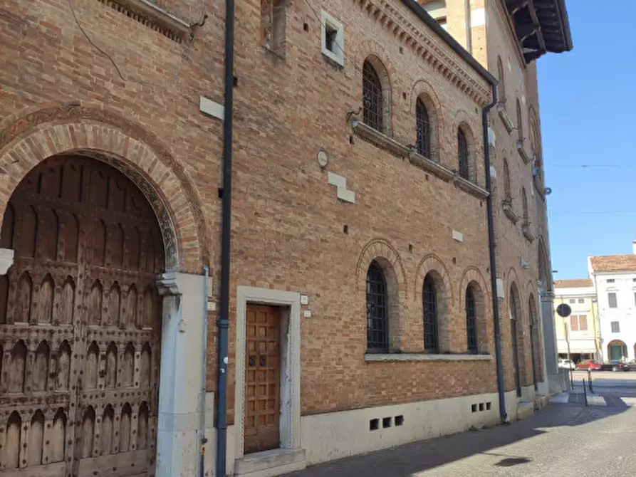 Immagine 1 di Appartamento in vendita  in Piazza Vittorio Emanuele 2° a Montagnana