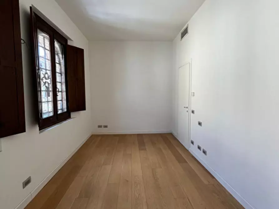 Immagine 14 di Appartamento in vendita  in Piazza Vittorio Emanuele 2° a Montagnana