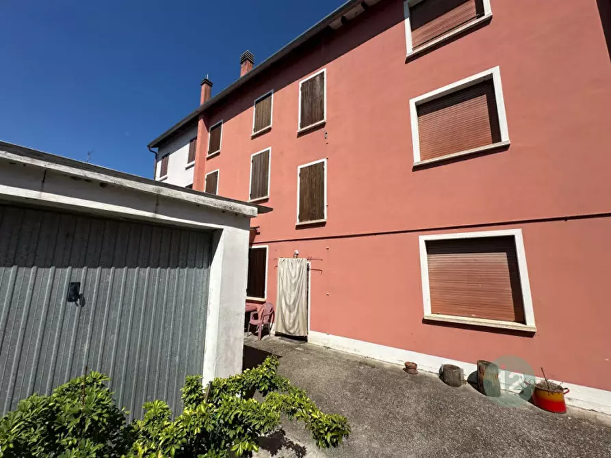 Immagine 17 di Casa indipendente in vendita  in Largo Bruno Vincenzi a Moglia