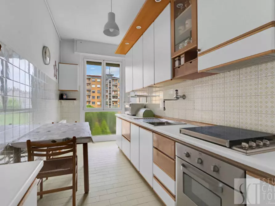 Immagine 8 di Appartamento in vendita  in via ovada, 25 a Milano