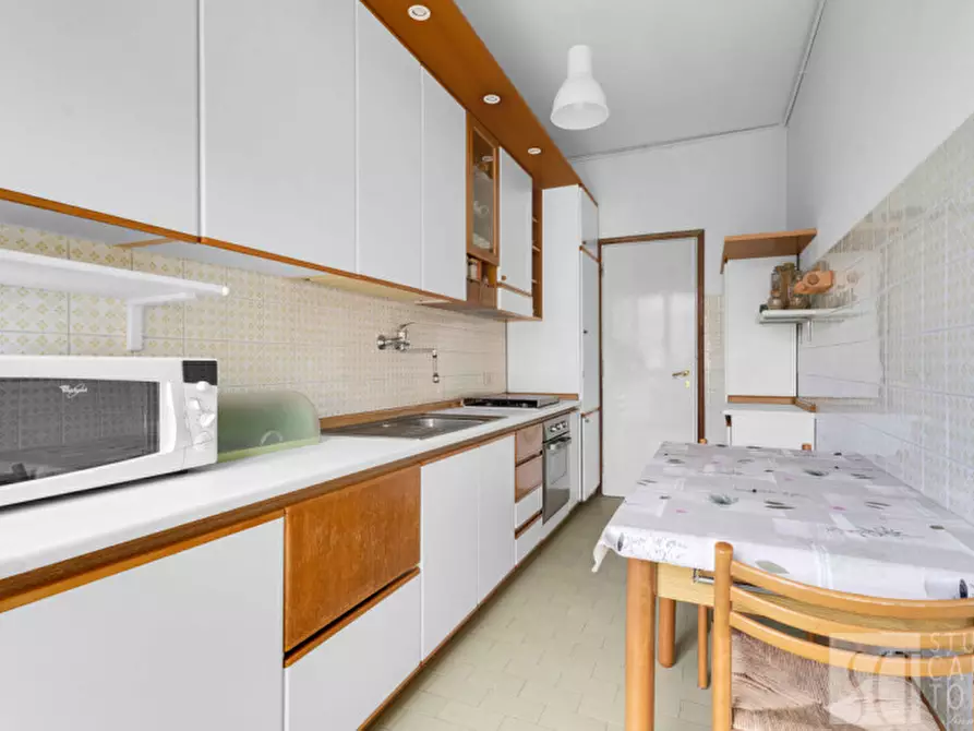 Immagine 11 di Appartamento in vendita  in via ovada, 25 a Milano