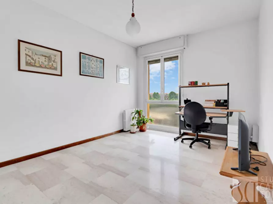 Immagine 13 di Appartamento in vendita  in via ovada, 25 a Milano