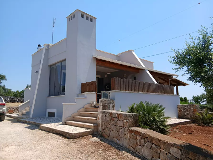 Immagine 1 di Villa in vendita  in C.da Montecaruso a Ostuni