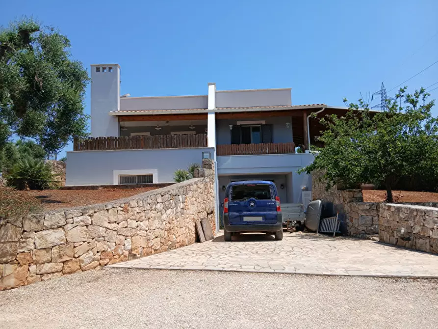 Immagine 3 di Villa in vendita  in C.da Montecaruso a Ostuni