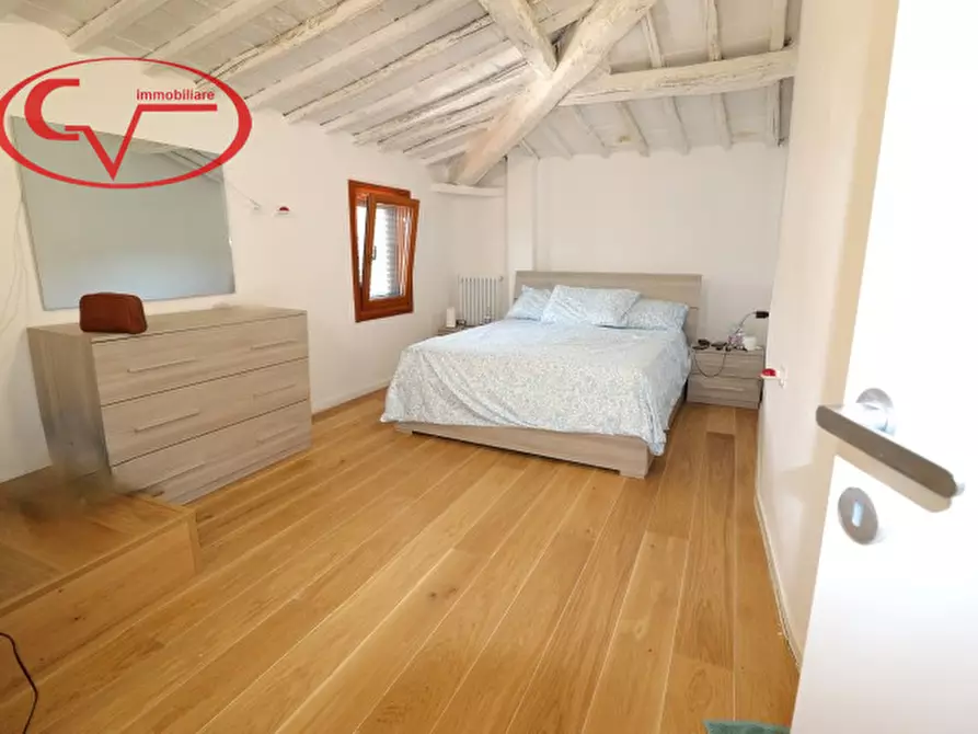 Immagine 5 di Villetta a schiera in vendita  in Levane a Montevarchi
