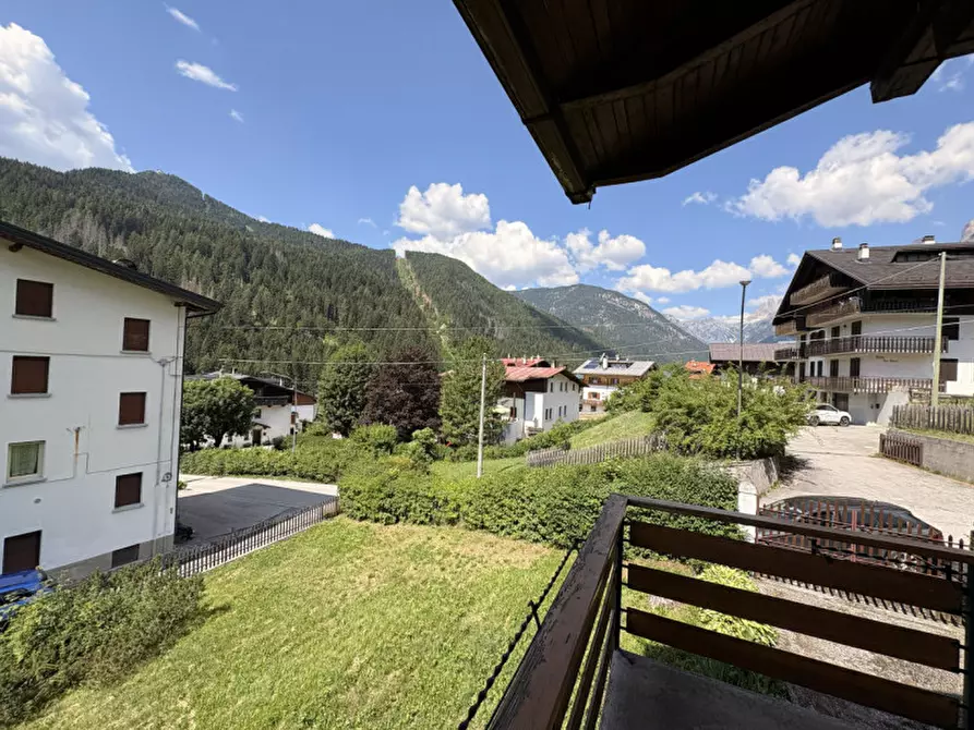 Immagine 9 di Villa in vendita  in Via Tre Cime,17 a Auronzo Di Cadore