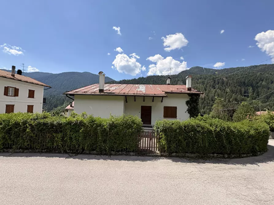 Immagine 36 di Villa in vendita  in Via Tre Cime,17 a Auronzo Di Cadore