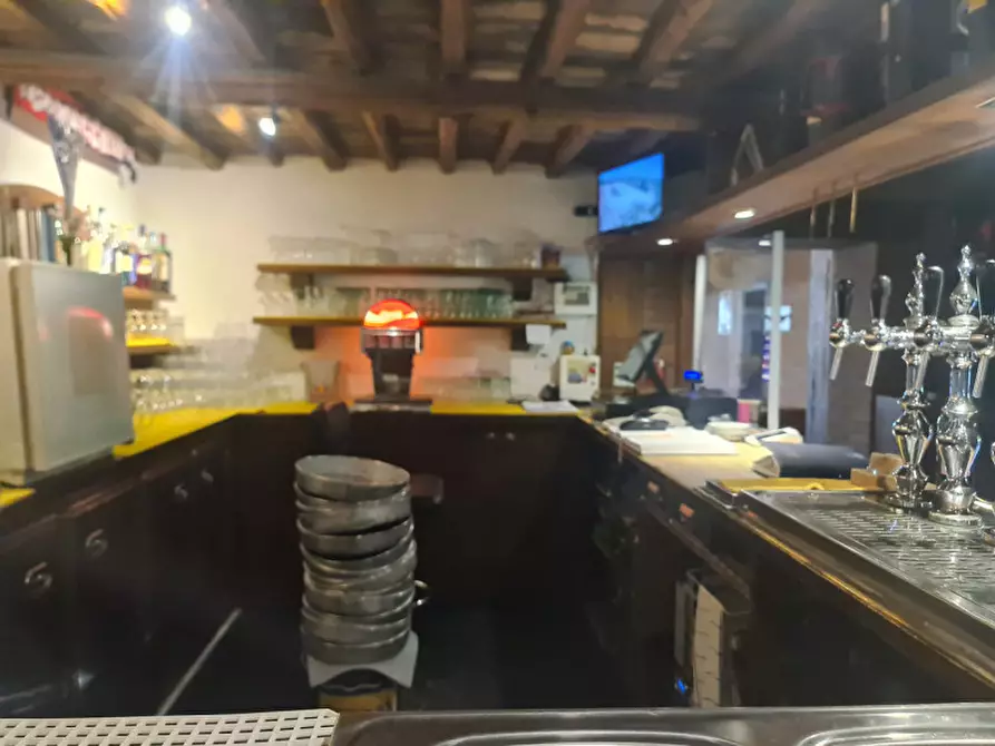 Immagine 14 di Attività commerciale in vendita  in VIA ROMEA 47 a Comacchio