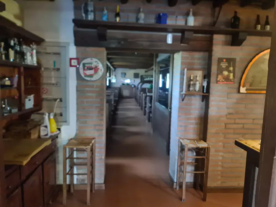 Immagine 16 di Attività commerciale in vendita  in VIA ROMEA 47 a Comacchio