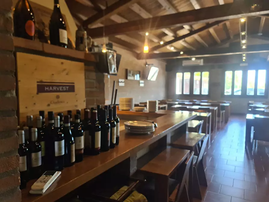 Immagine 26 di Attività commerciale in vendita  in VIA ROMEA 47 a Comacchio