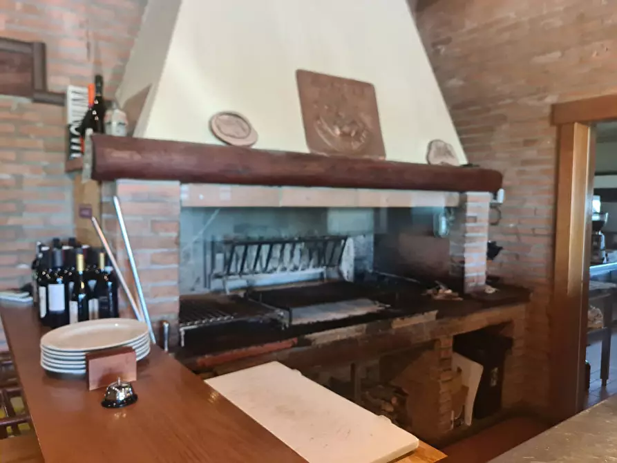 Immagine 33 di Attività commerciale in vendita  in VIA ROMEA 47 a Comacchio