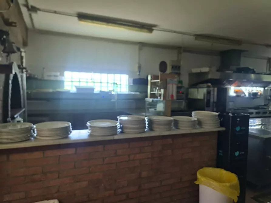 Immagine 44 di Attività commerciale in vendita  in VIA ROMEA 47 a Comacchio
