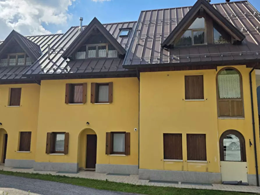 Immagine 37 di Appartamento in vendita  in Via Corona sn a Forni Avoltri