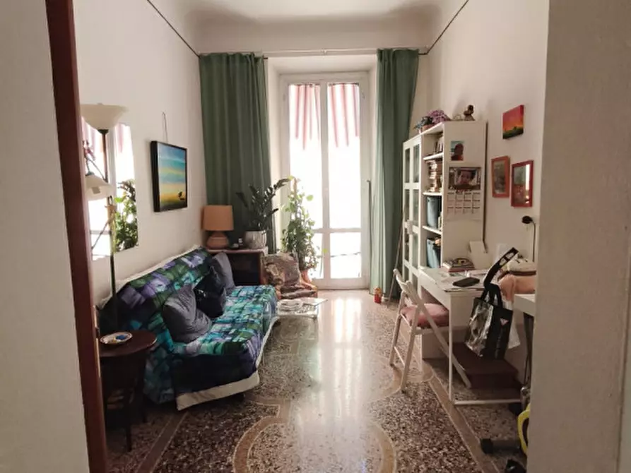 Immagine 1 di Appartamento in vendita  in Via Cavour a Savona