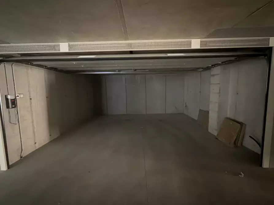 Immagine 23 di Appartamento in vendita  in Via Alessandro Manzoni 5 a Arcore