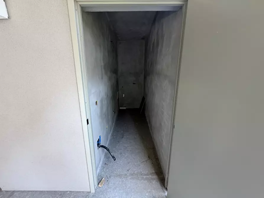 Immagine 24 di Appartamento in vendita  in Via Alessandro Manzoni 5 a Arcore