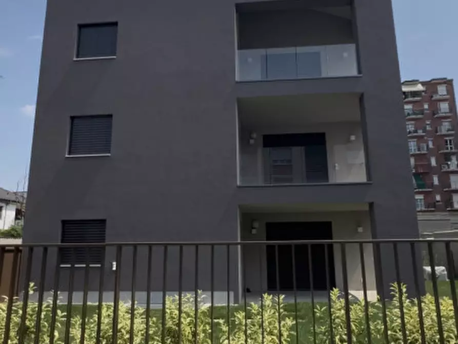 Immagine 26 di Appartamento in vendita  in Via Alessandro Manzoni 5 a Arcore