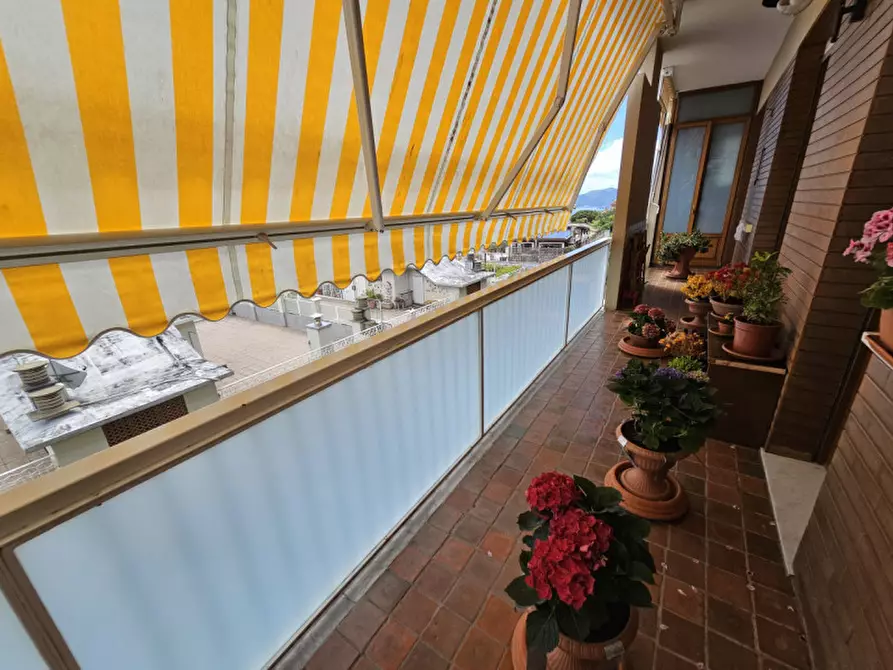 Immagine 4 di Appartamento in vendita  in Via Visca a Savona