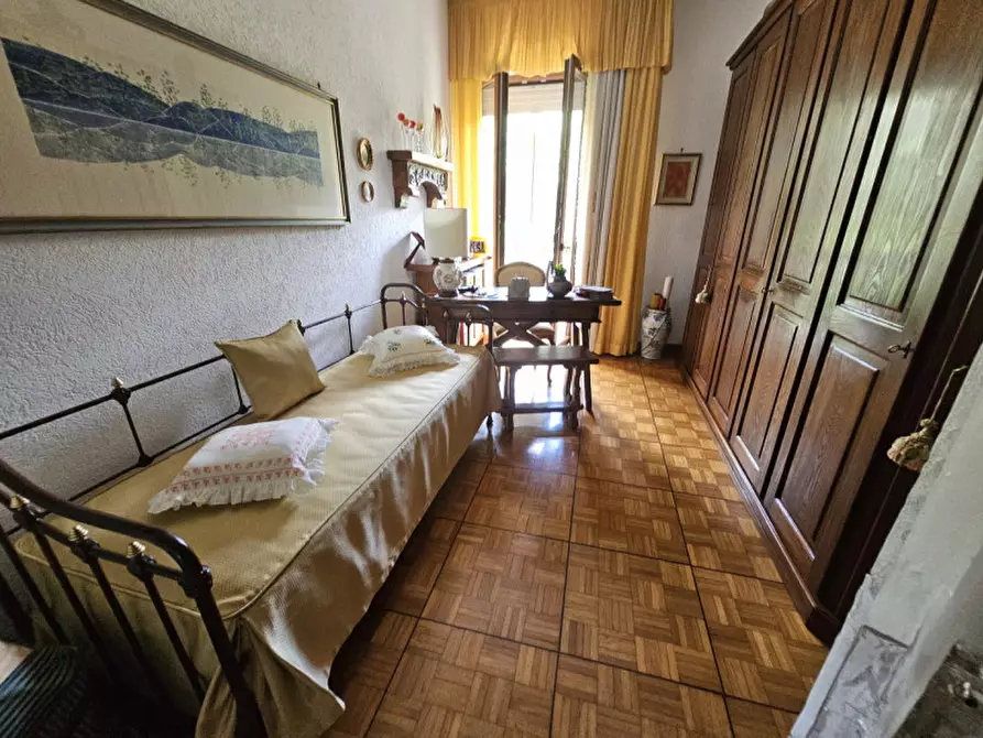 Immagine 8 di Appartamento in vendita  in Via Visca a Savona