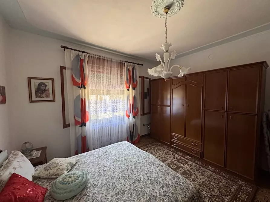 Immagine 21 di Casa bifamiliare in vendita  a Campolongo Maggiore