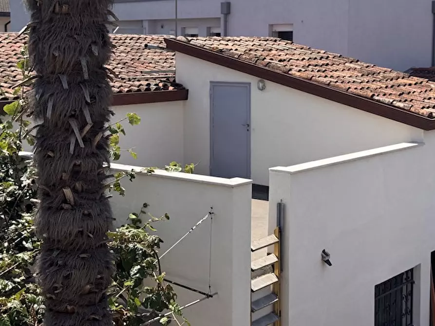 Immagine 26 di Casa bifamiliare in vendita  a Campolongo Maggiore