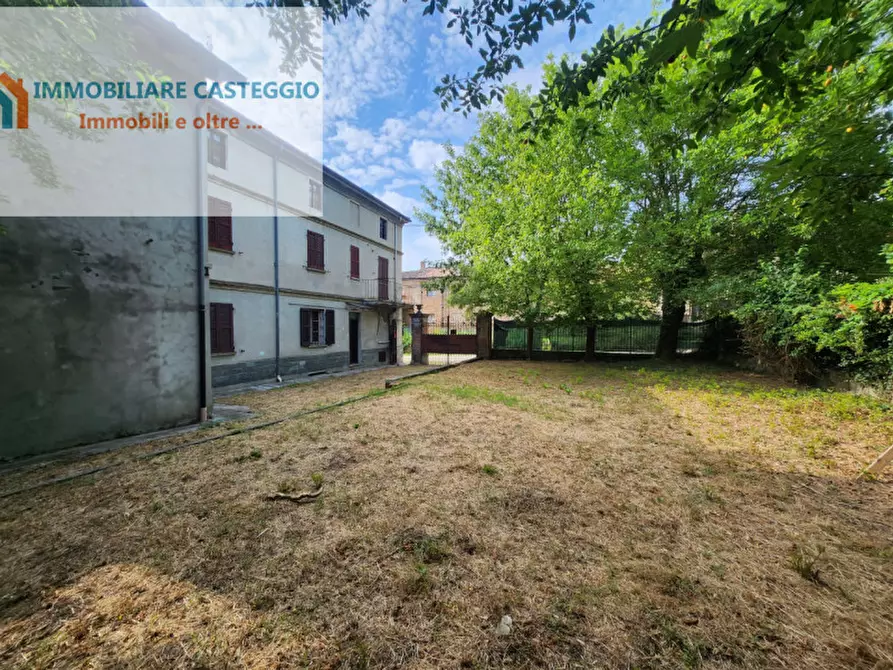 Immagine 4 di Casa indipendente in vendita  in Via Goffredo Mameli a Montebello Della Battaglia