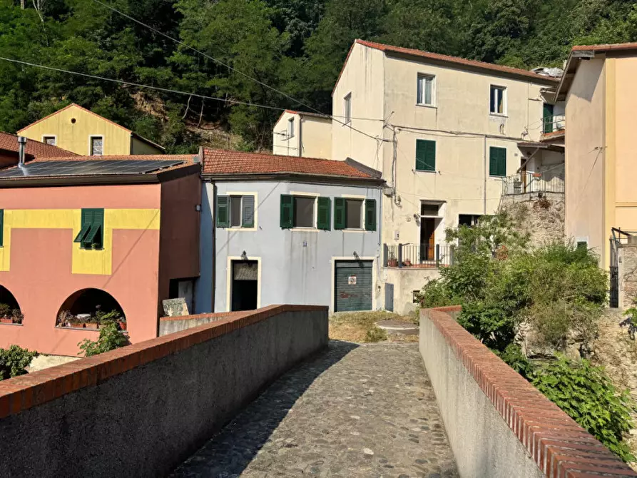 Immagine 4 di Appartamento in vendita  in Via Santuario 57 a Savona