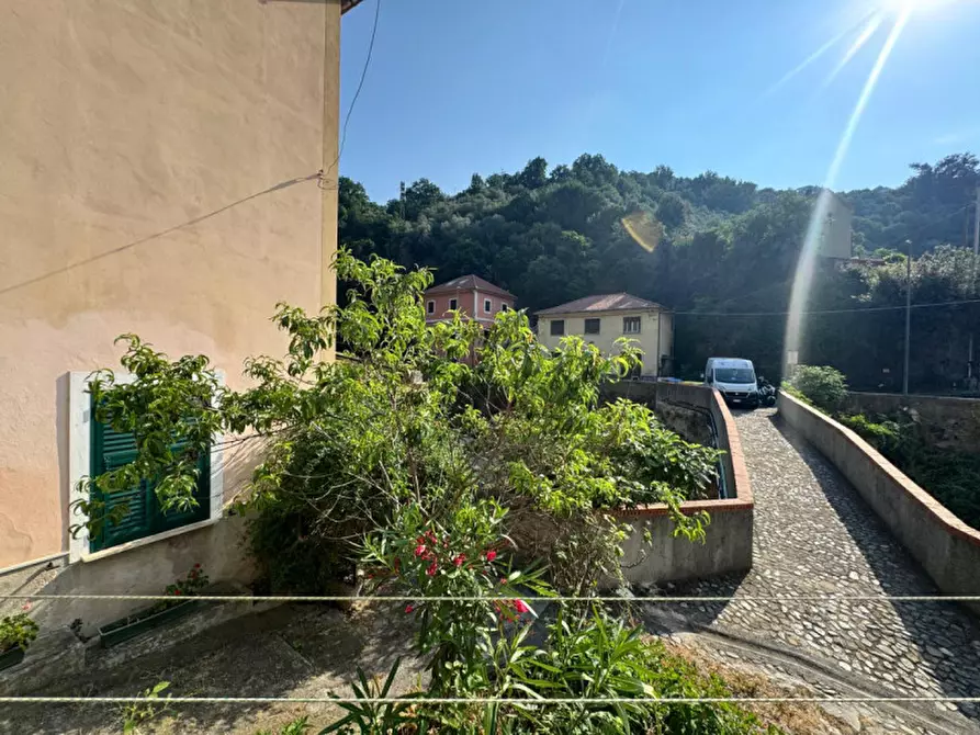 Immagine 5 di Appartamento in vendita  in Via Santuario 57 a Savona