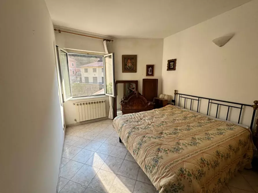 Immagine 10 di Appartamento in vendita  in Via Santuario 57 a Savona