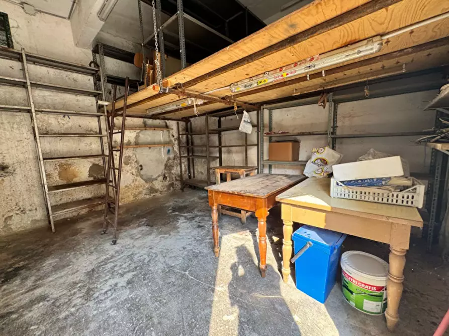 Immagine 23 di Appartamento in vendita  in Via Santuario 57 a Savona