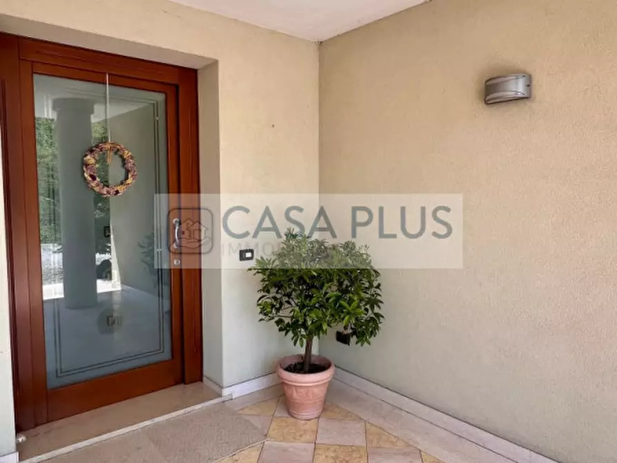 Immagine 5 di Casa bifamiliare in vendita  in Via Brega a Tezze Sul Brenta