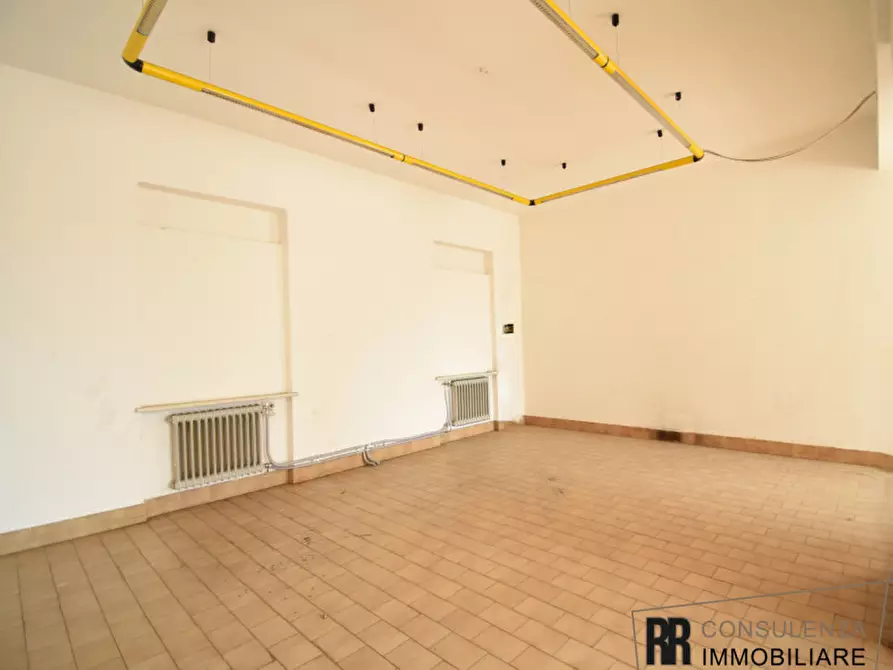 Immagine 4 di Negozio in vendita  in Via Cao del Prà a Sona