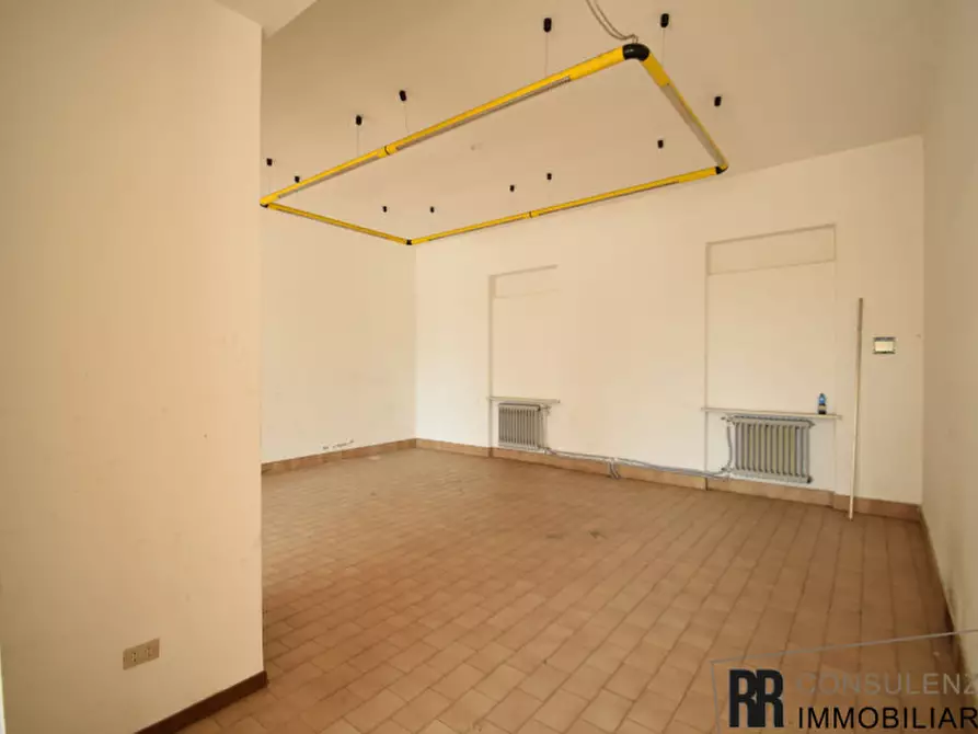 Immagine 5 di Negozio in vendita  in Via Cao del Prà a Sona