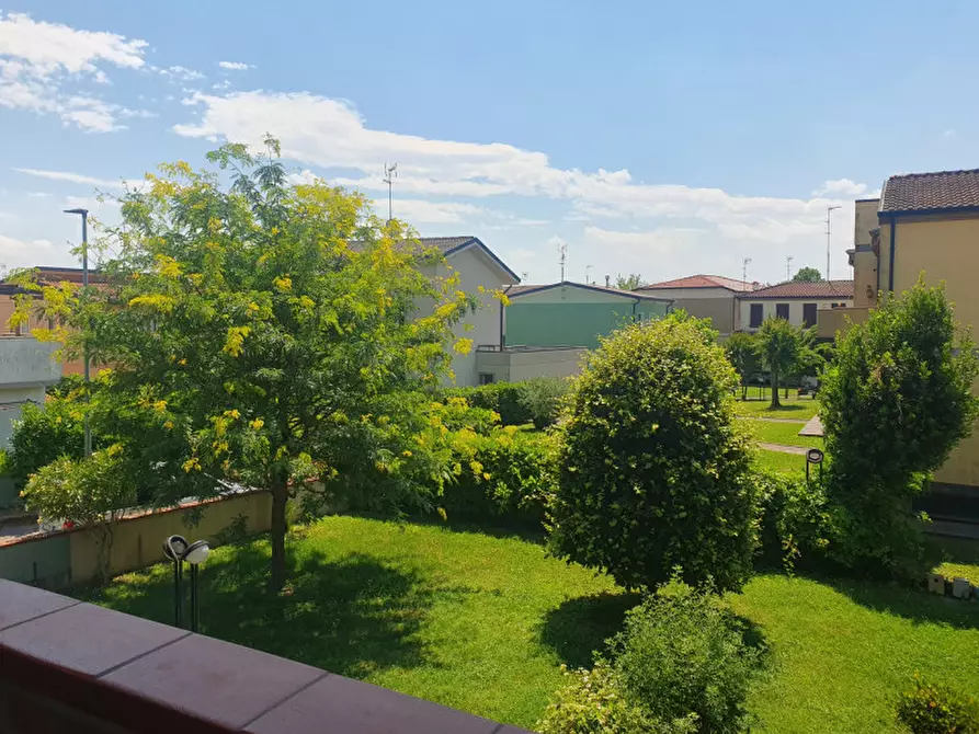 Immagine 1 di Appartamento in vendita  in Via Palestro 6 a Lendinara