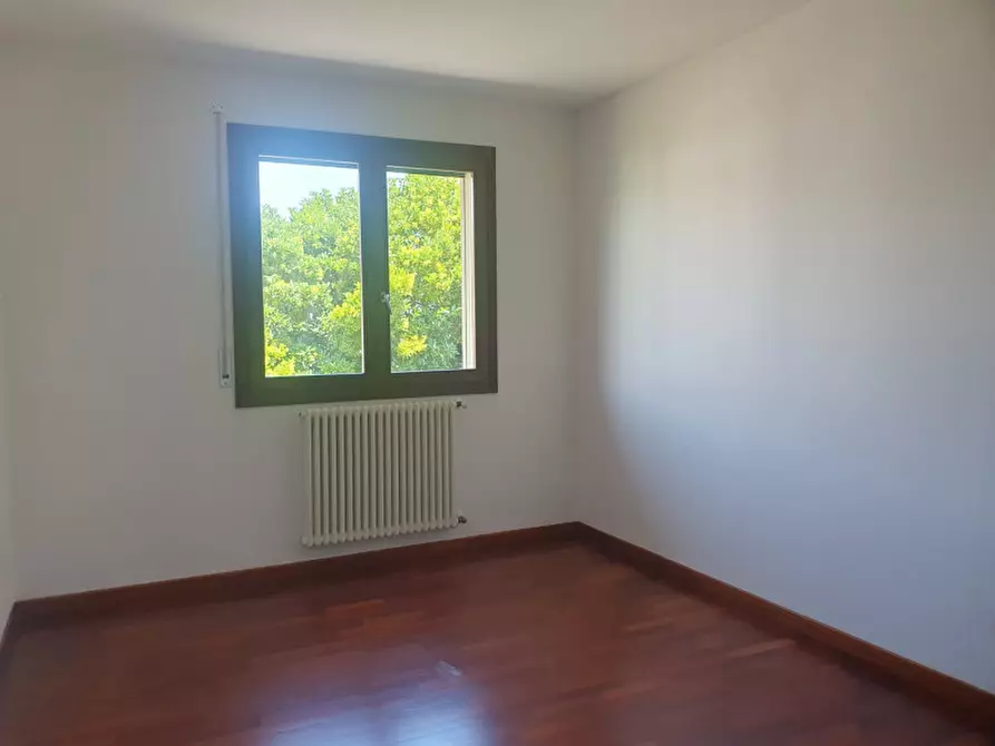 Immagine 8 di Appartamento in vendita  in Via Palestro 6 a Lendinara