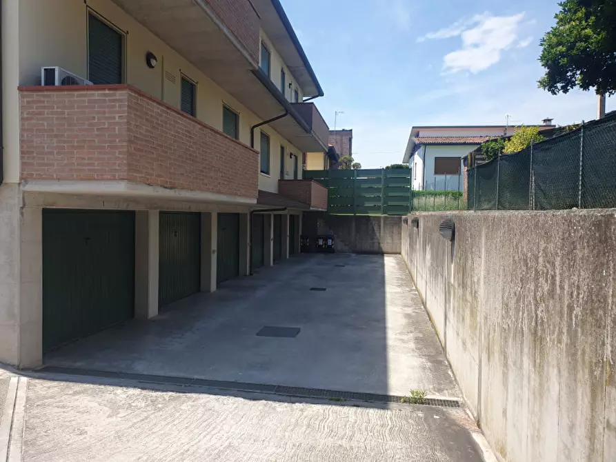 Immagine 10 di Appartamento in vendita  in Via Palestro 6 a Lendinara