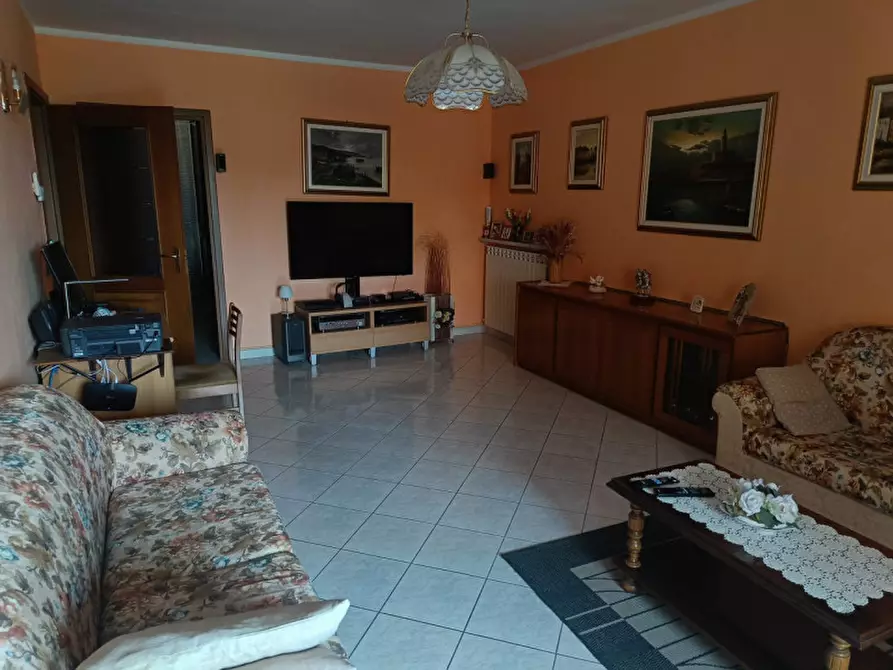 Immagine 8 di Casa indipendente in vendita  in Strada Alessandria  100 a Casale Monferrato