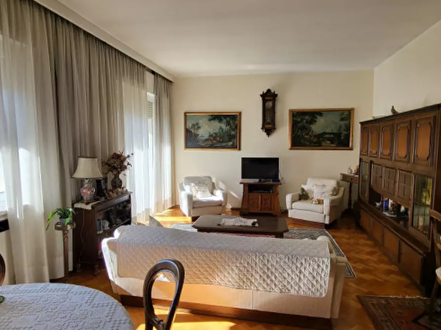 Immagine 1 di Appartamento in vendita  in Via Cesare Battisti - Cesare-Battisti-Straße a Bolzano