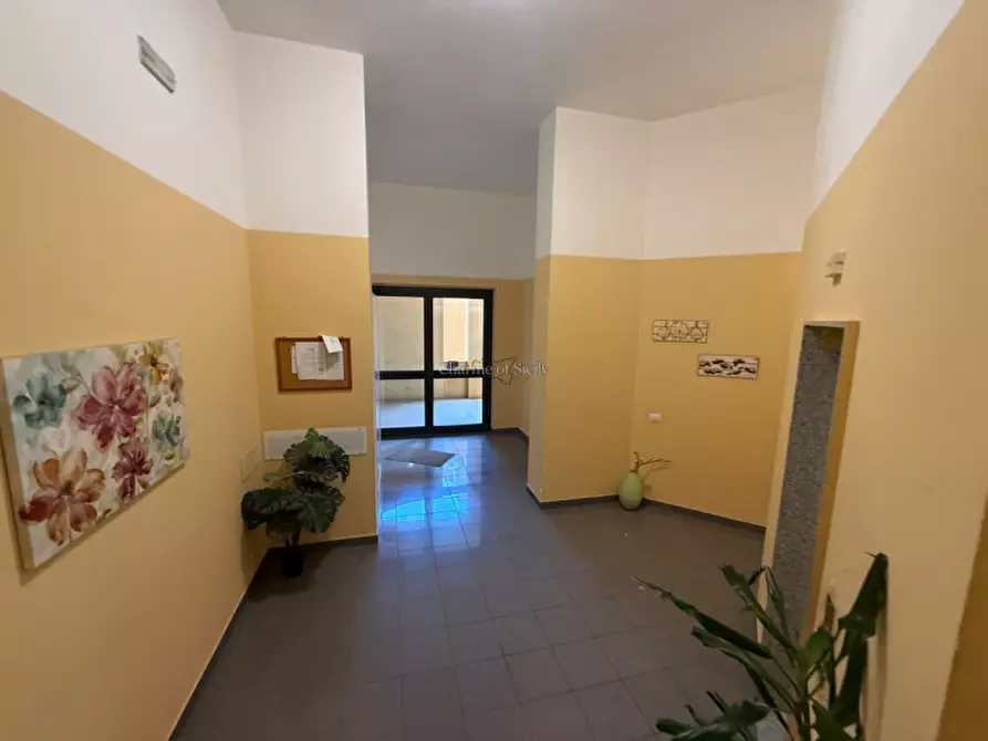 Immagine 2 di Appartamento in vendita  in Via Sorda Sampieri a Modica