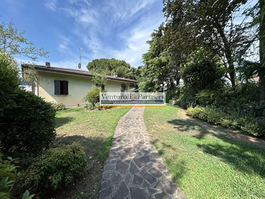 Immagine 7 di Villa in vendita  in Corso Giuseppe Garibaldi a Lonato del Garda