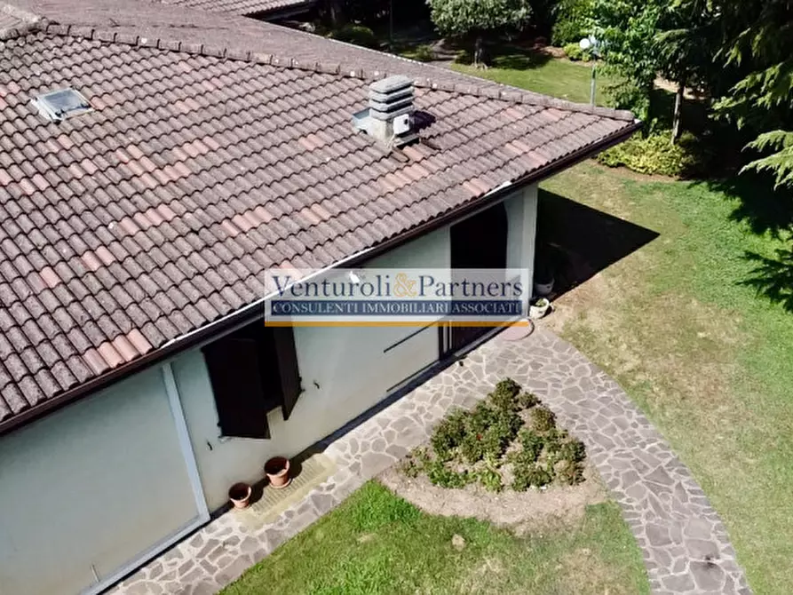 Immagine 10 di Villa in vendita  in Corso Giuseppe Garibaldi a Lonato del Garda