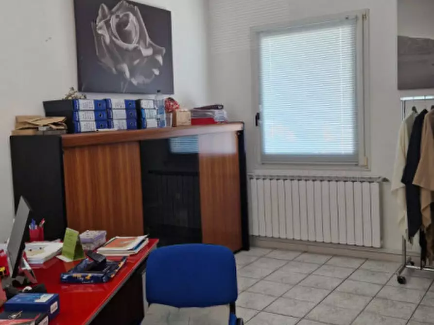 Immagine 5 di Laboratorio in affitto  in VIA DELLE CALANDRE a Calenzano
