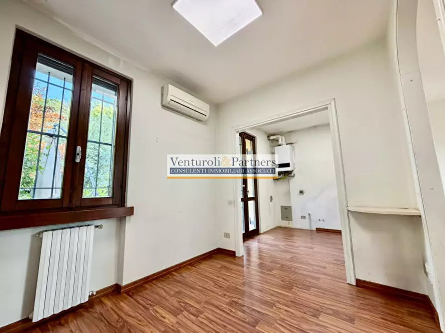 Immagine 23 di Villetta a schiera in vendita  in Via Guglielmo Marconi 106E a Desenzano Del Garda