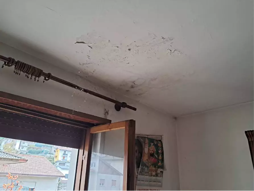 Immagine 10 di Appartamento in vendita  in Via Torino 33 a San Giovanni Ilarione