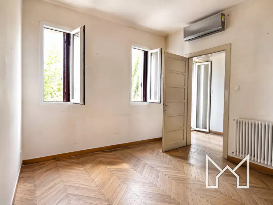 Immagine 28 di Casa indipendente in vendita  a Romano D'ezzelino