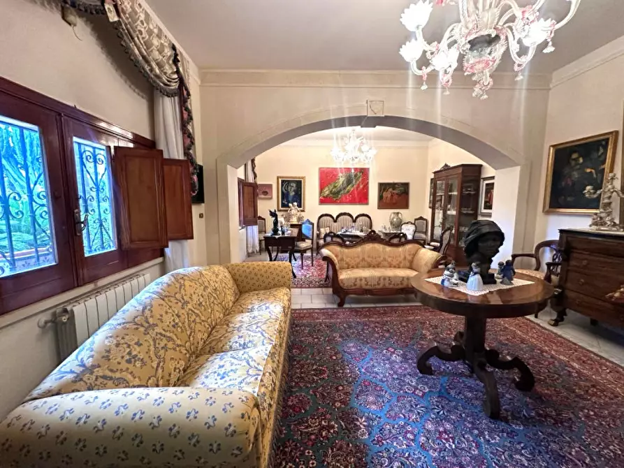 Immagine 9 di Villa in vendita  in via Gela 48 a Siracusa