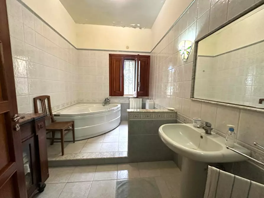 Immagine 28 di Villa in vendita  in via Gela 48 a Siracusa