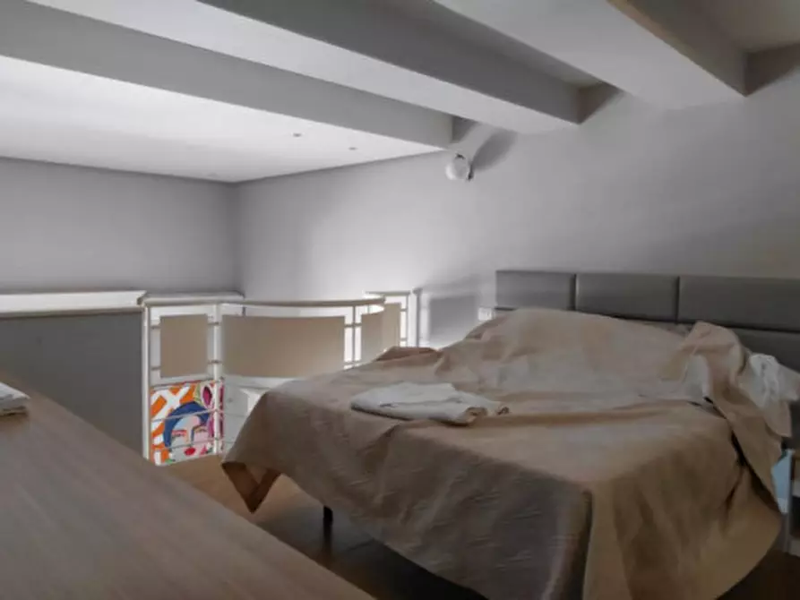 Immagine 9 di Appartamento in affitto  in Via Duomo 163 a Napoli